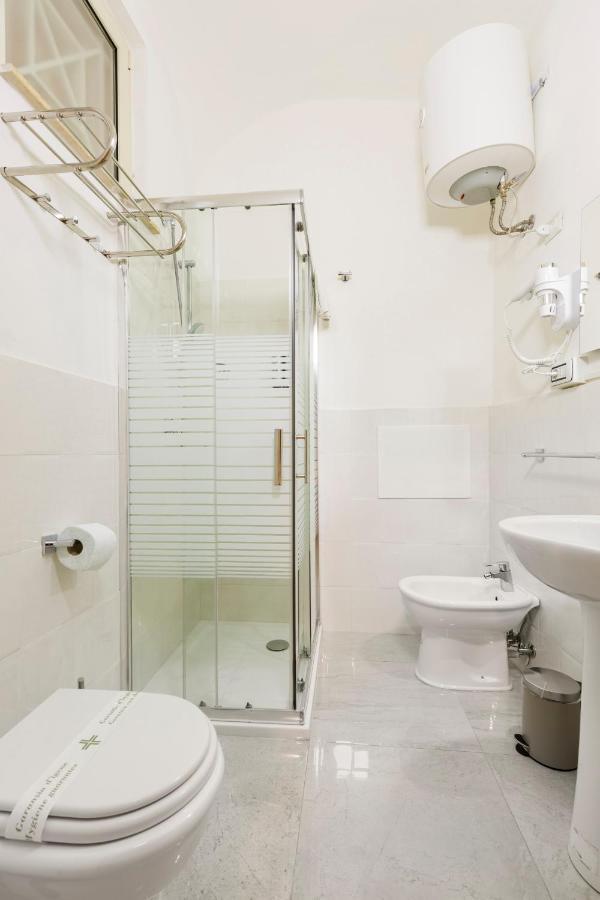 Spinacorona Room Naples Luaran gambar