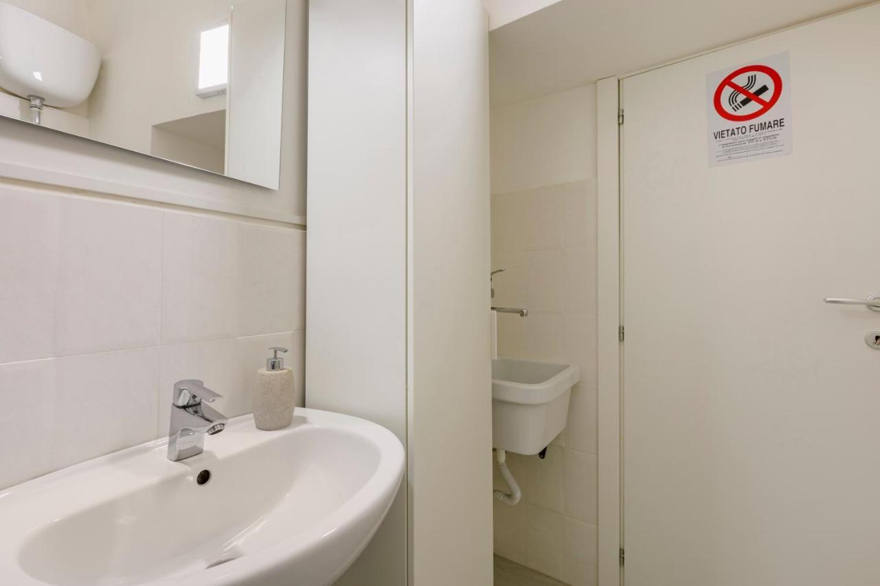 Spinacorona Room Naples Luaran gambar